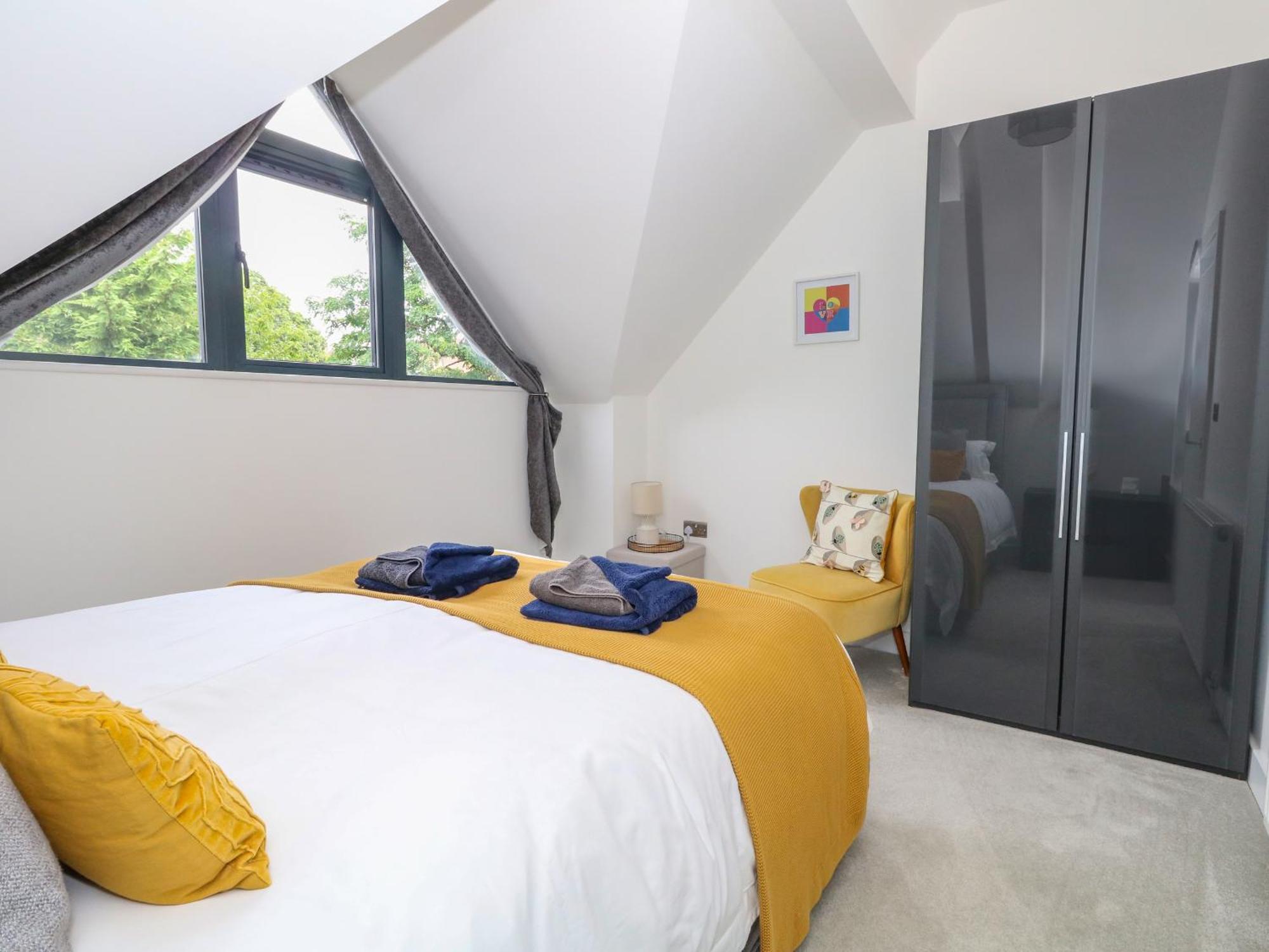 66A Danecourt Road Villa Poole Esterno foto
