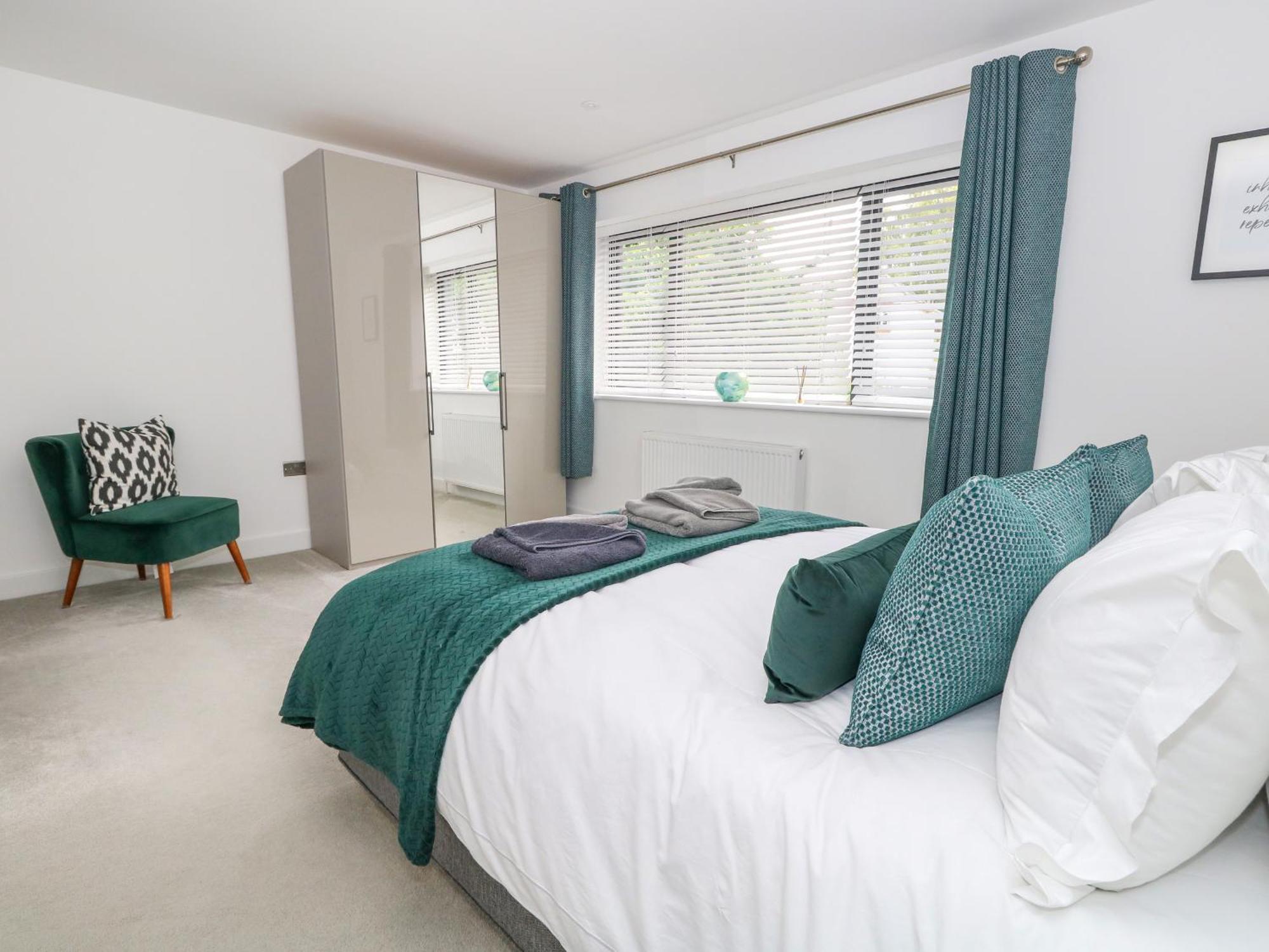 66A Danecourt Road Villa Poole Esterno foto