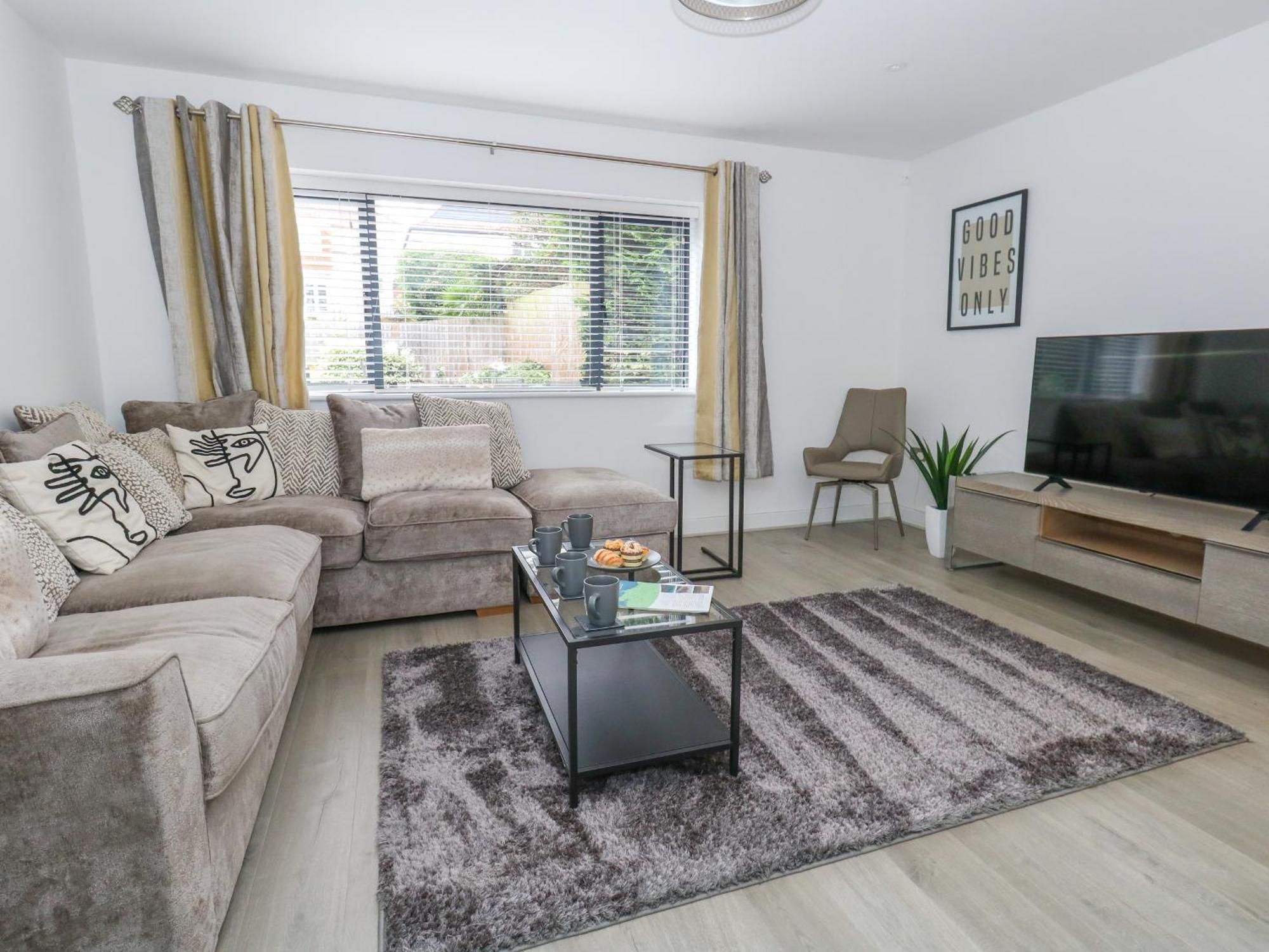 66A Danecourt Road Villa Poole Esterno foto