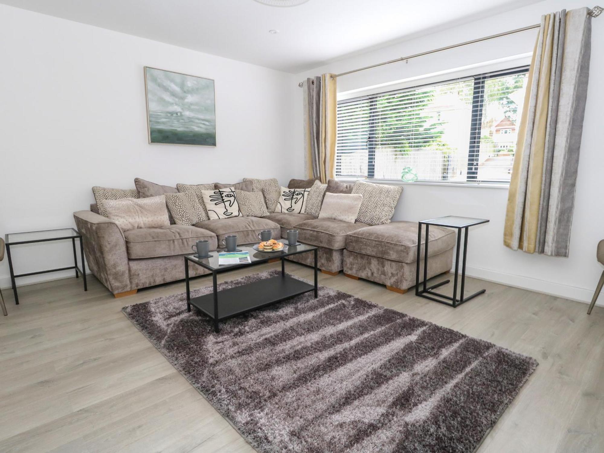 66A Danecourt Road Villa Poole Esterno foto
